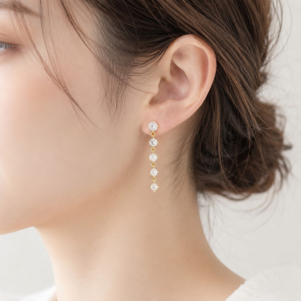 ティアドロップ ピアス